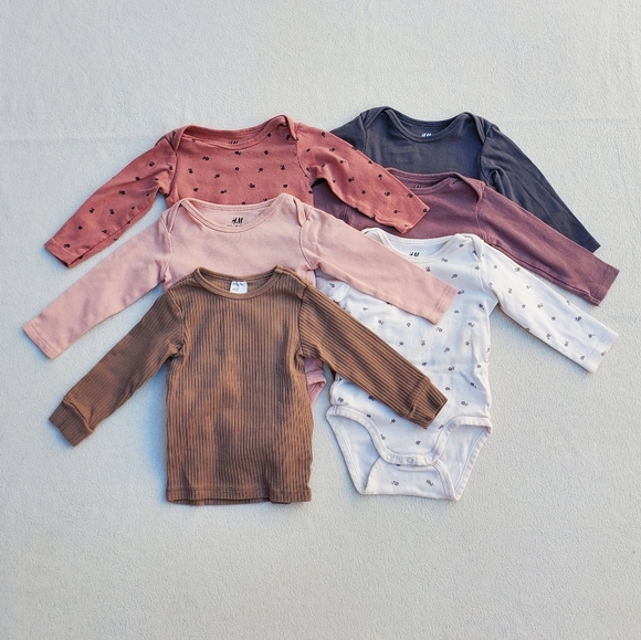 H&M Other - H&M long sleeve bodysuits and shirt bundle size 9 months